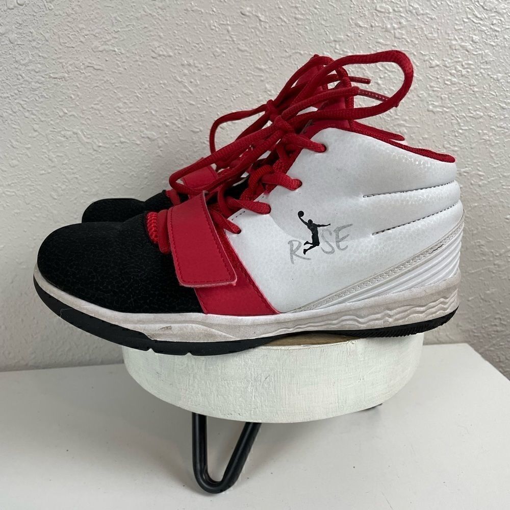 Rise Kids Hightop Shoes Size 5 EUC